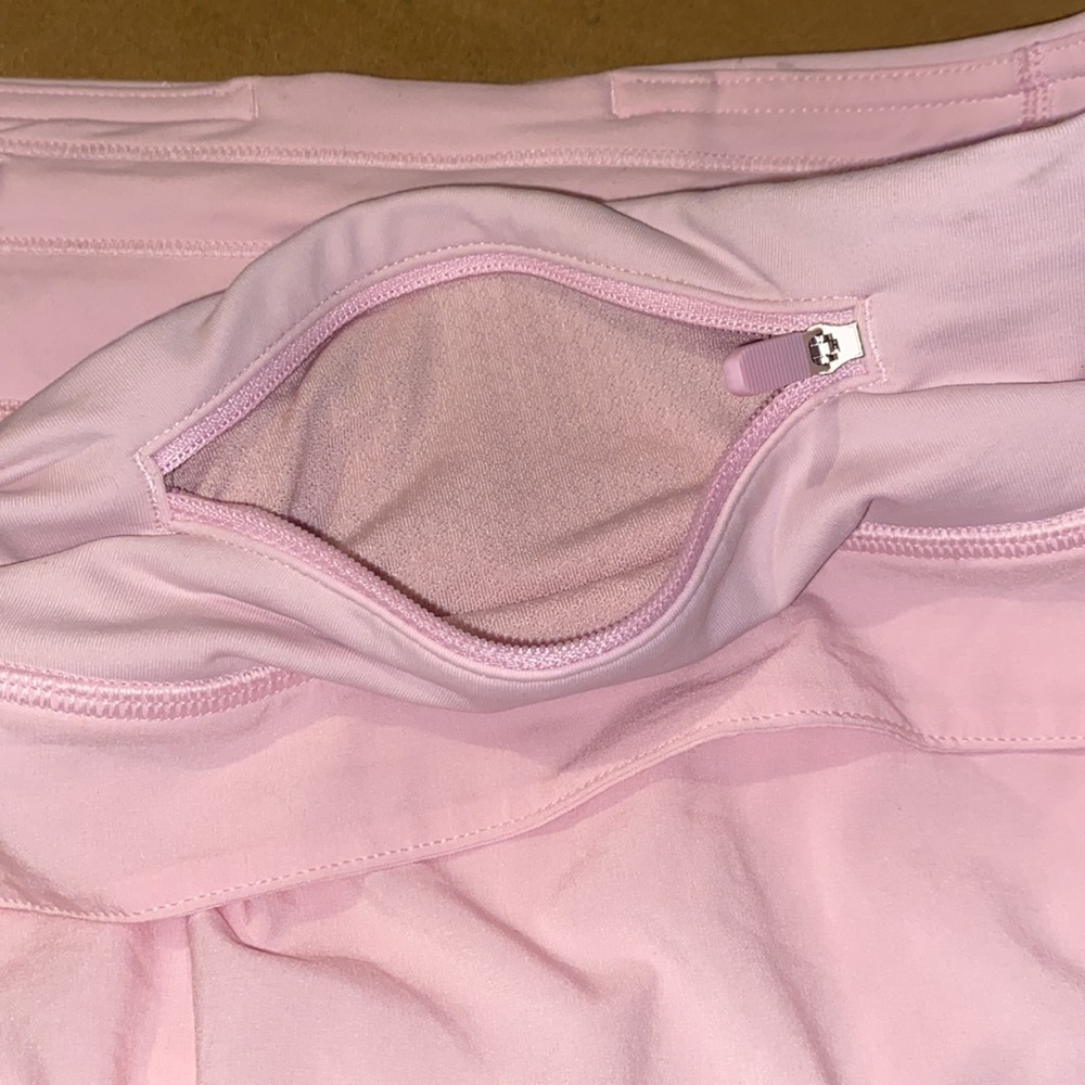 Lululemon Atlantic - Picture 4 of 16